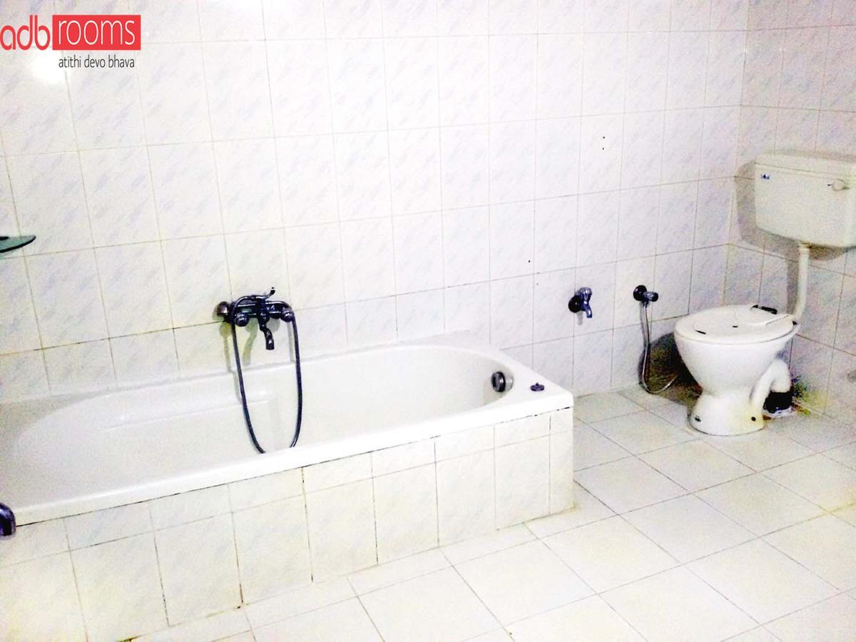 Adb Rooms Ashoka Resort Tāla Zewnętrze zdjęcie