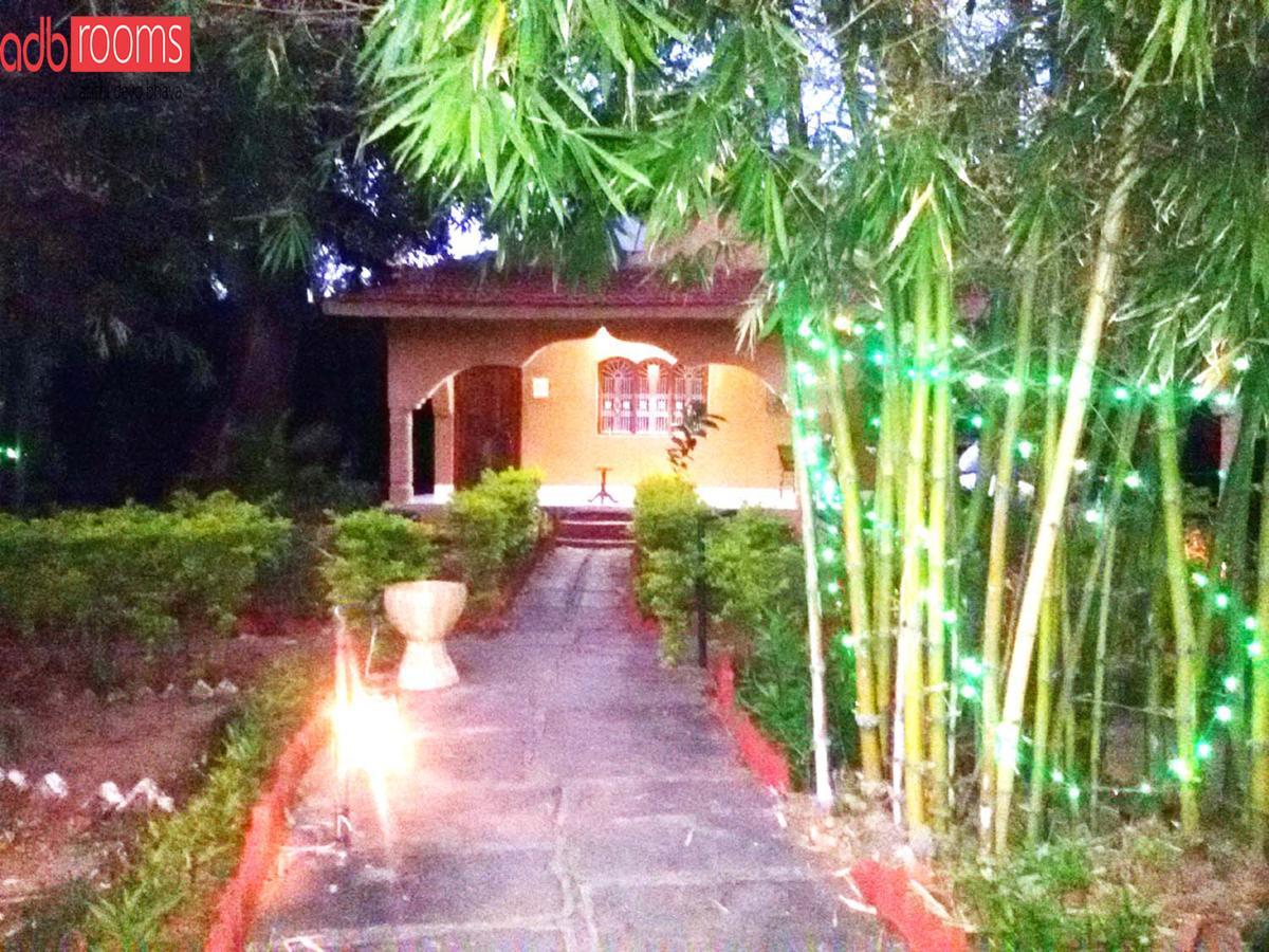 Adb Rooms Ashoka Resort Tāla Zewnętrze zdjęcie